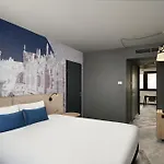 Mercure Castle Hill 4*