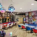Mercure Castle Hill 호텔
