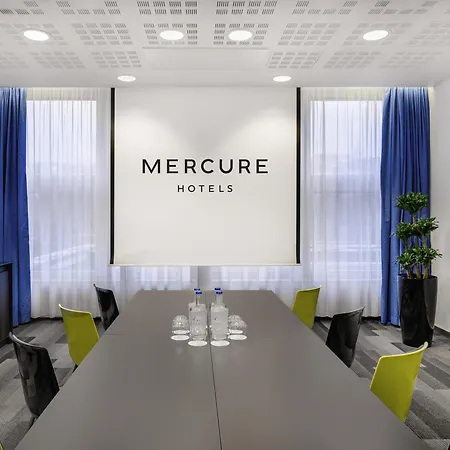 Mercure Castle Hill Hotel 4*