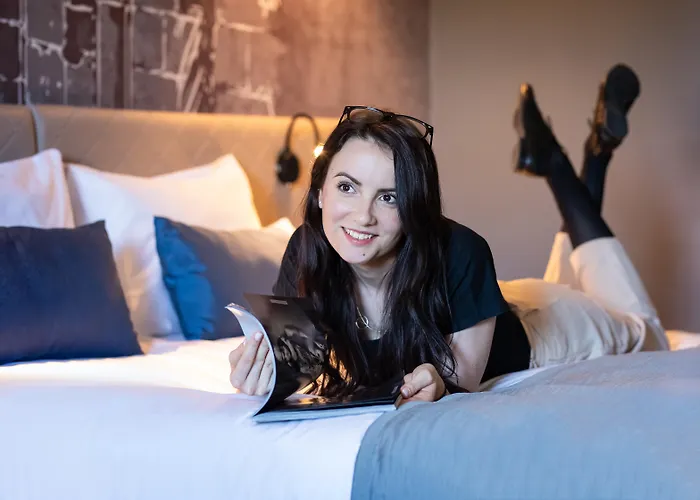 Mercure Castle Hill 4*