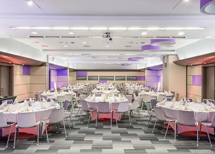 Mercure Castle Hill Szálloda