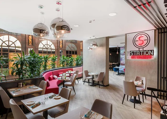 ホテル Mercure Castle Hill