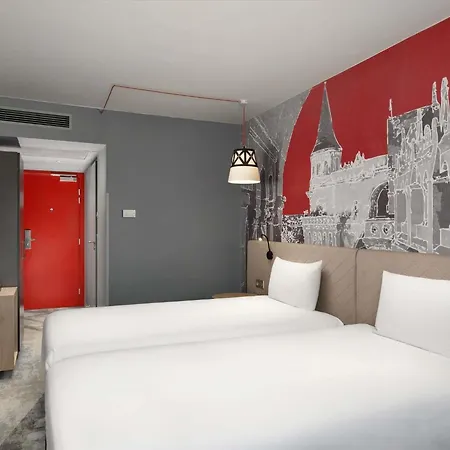 호텔 Mercure Castle Hill 4*